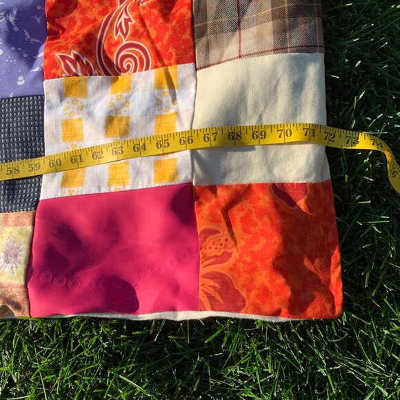 Vintage Handmade Patchwork Quilt Farmhouse Double Sided Retro 72x64 Blanket - Picture 9 of 9